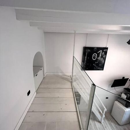 Amazing Little Loft In The Center Of Milan Apartment Exterior photo
